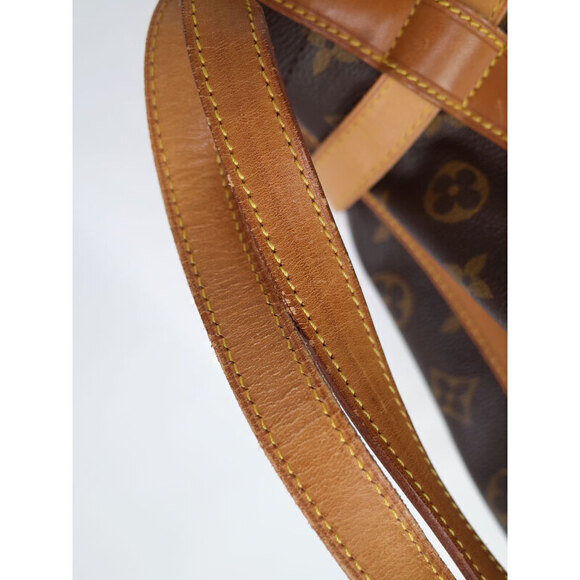 Louis Vuitton Monogram Football Shoulder Bag One - Picture 8 of 9